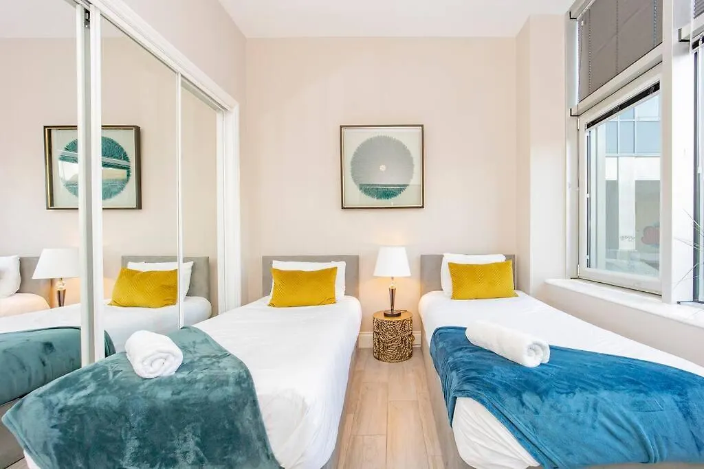 Flash Sale Brighton City Centre Seafront 2 Bedroom Flat Bn1Gre10 0*,  United Kingdom
