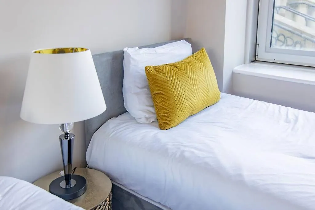 Flash Sale Brighton City Centre Seafront 2 Bedroom Flat Bn1Gre10 0*,  United Kingdom
